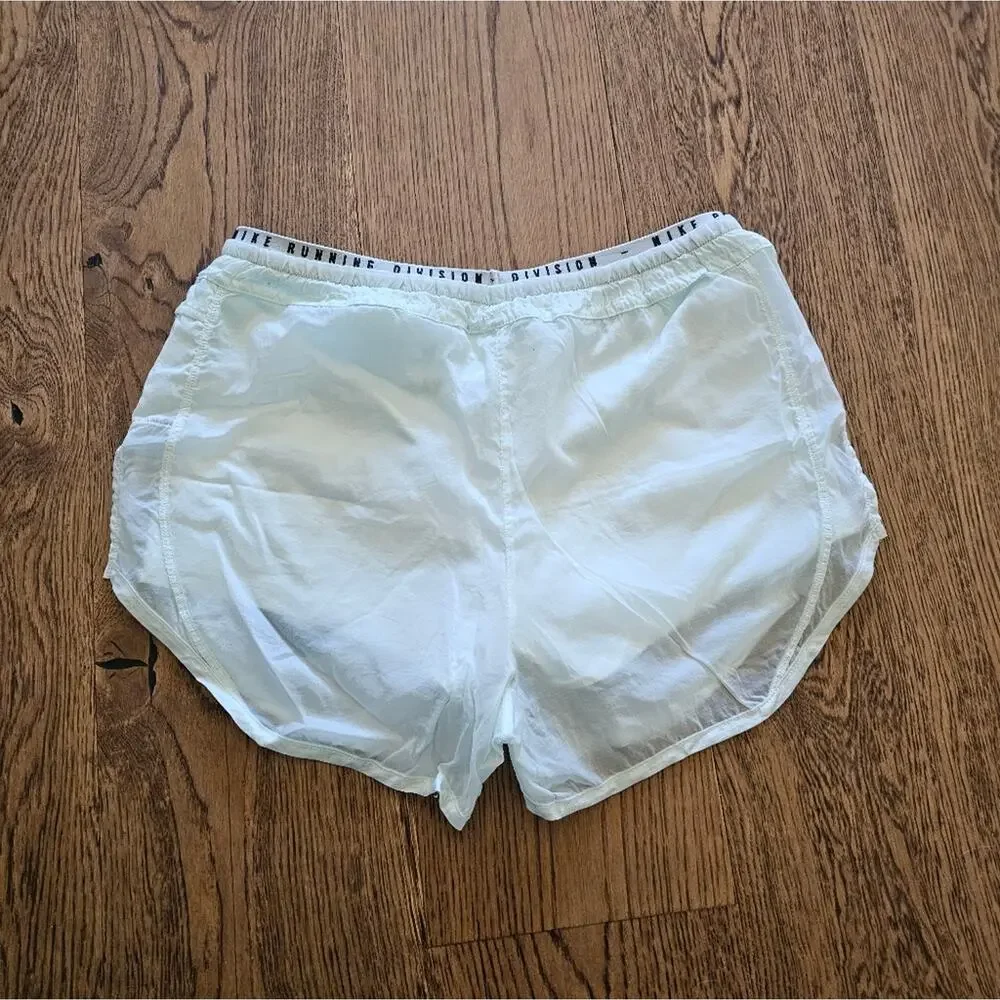 Nike Women's Ice Blue Running Shorts Sz Md - Picture 5 of 6